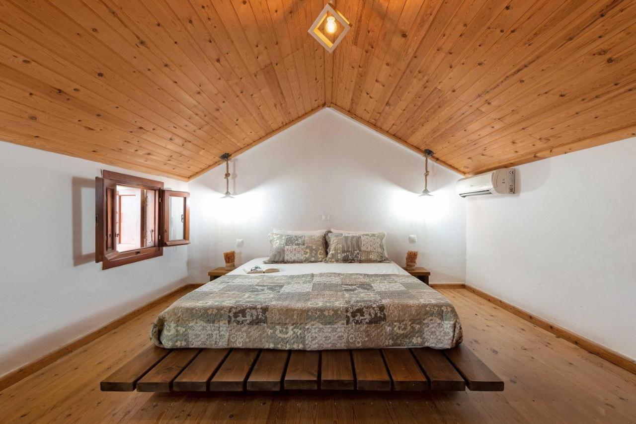 Maravelia Mare Pension Sými Buitenkant foto